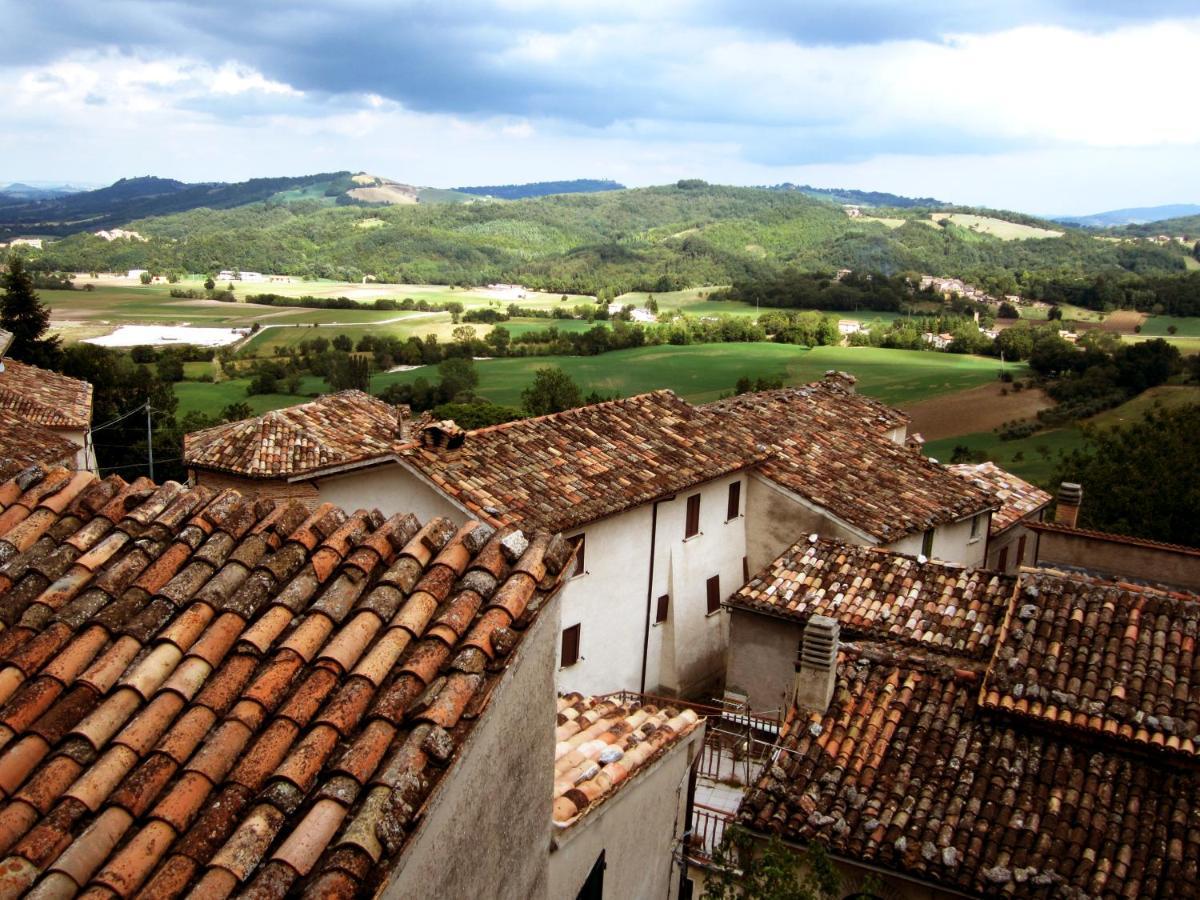 Locanda Della Rocca Sarnano Exterior photo